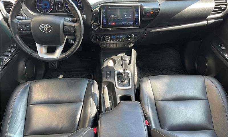 Toyota Hilux 2016 2....