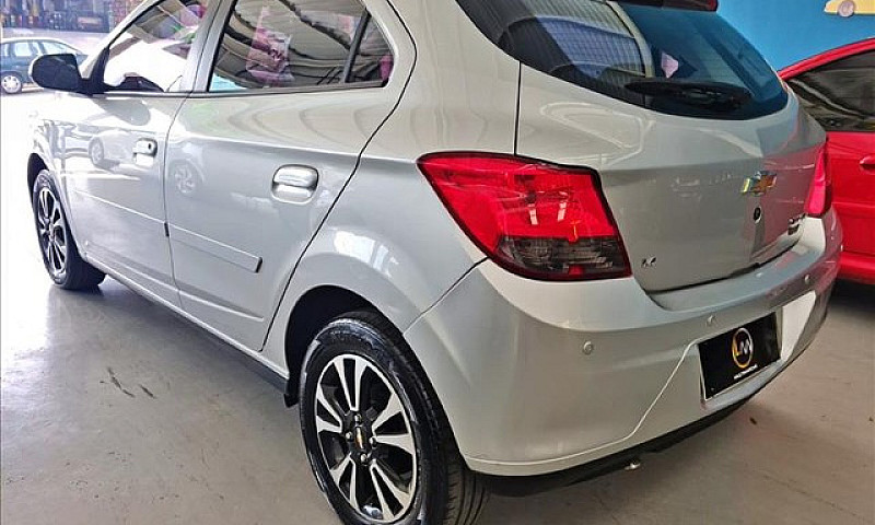 Chevrolet Onix 1.4 M...
