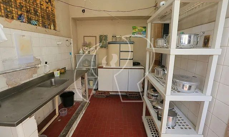 Casa Com 2 Dormitóri...