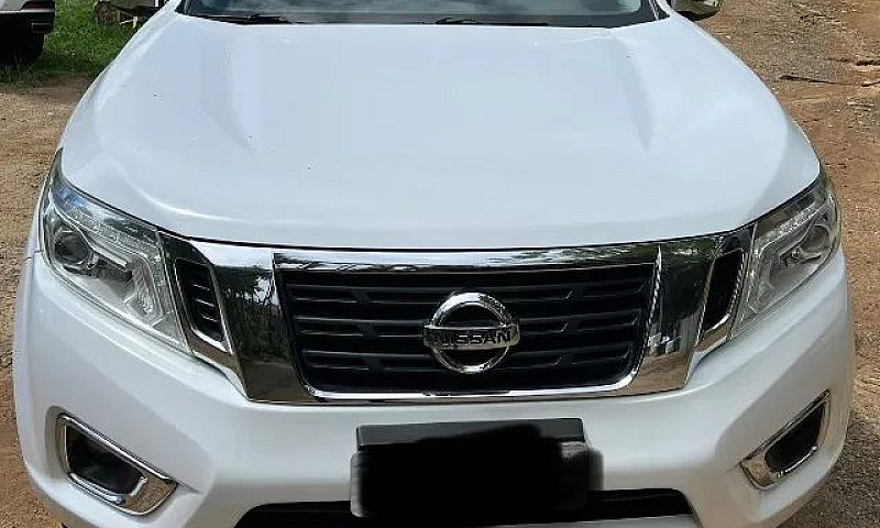 Nissan Frontier Le C...