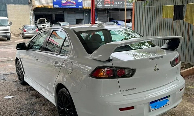 Mitsubishi Lancer 2....