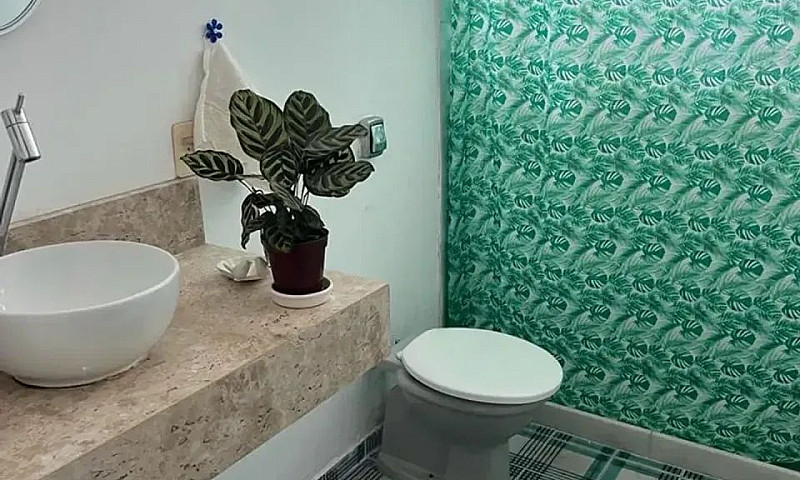 Casa De Condomínio P...