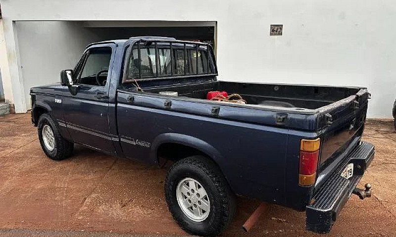 Chevrolet D-20 4.0 C...