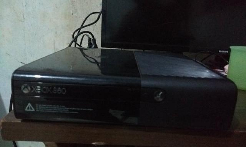 Xbox 360 Slim Bloque...