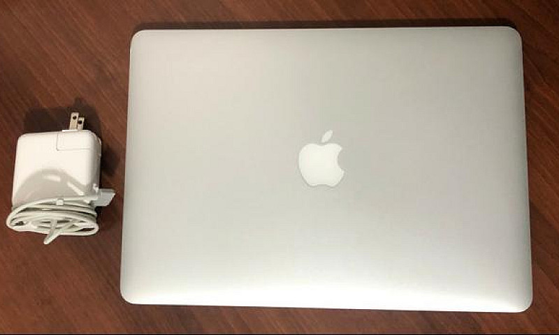Macbook Air 13 - Ear...