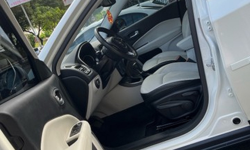 Jeep Compass Longitu...