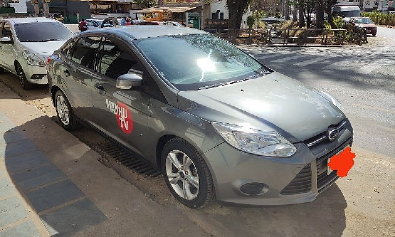 Focus Sedan 2.0 16V/...
