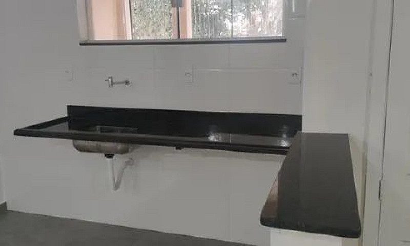 Linda Casa De 3 Quar...