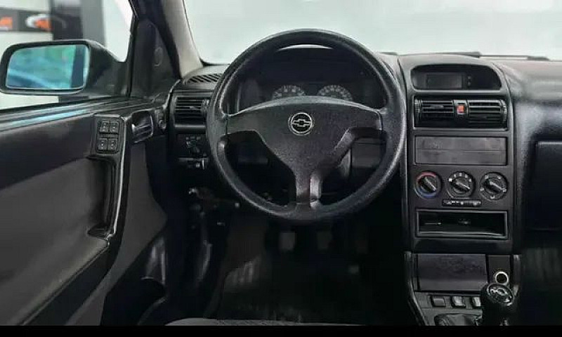 Astra 1.8 2005 Confo...