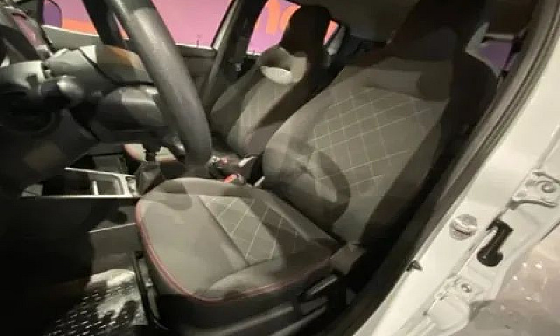 Renault Kwid Zen 1.0...