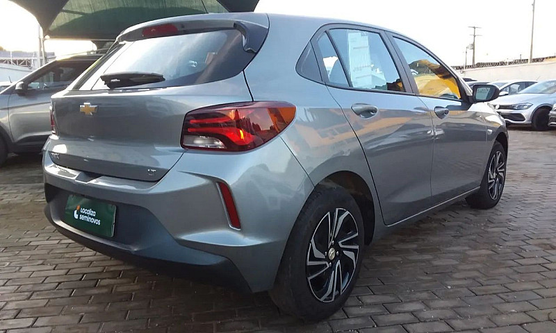 Chevrolet Onix Hatch...