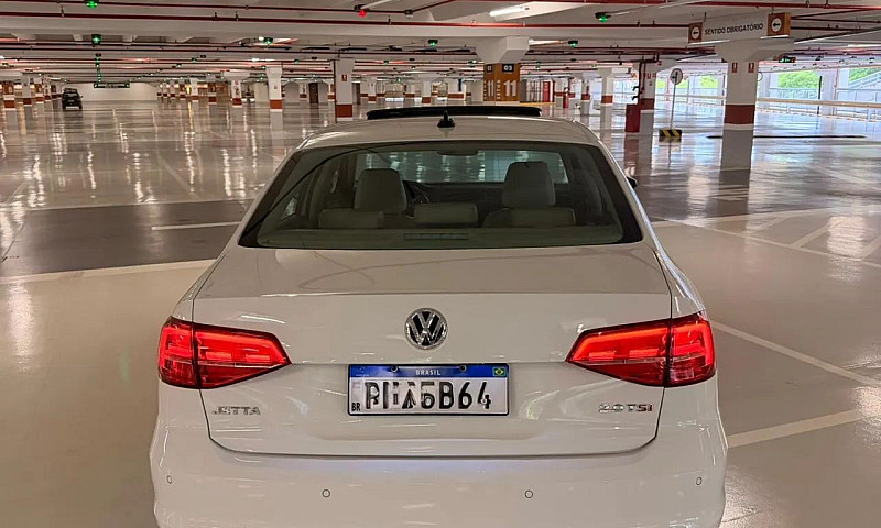 Volkswagen Jetta Hig...