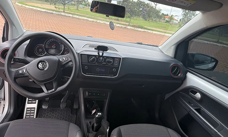 Volkswagen Up! Extre...