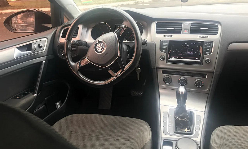 Volkswagen Golf Comf...