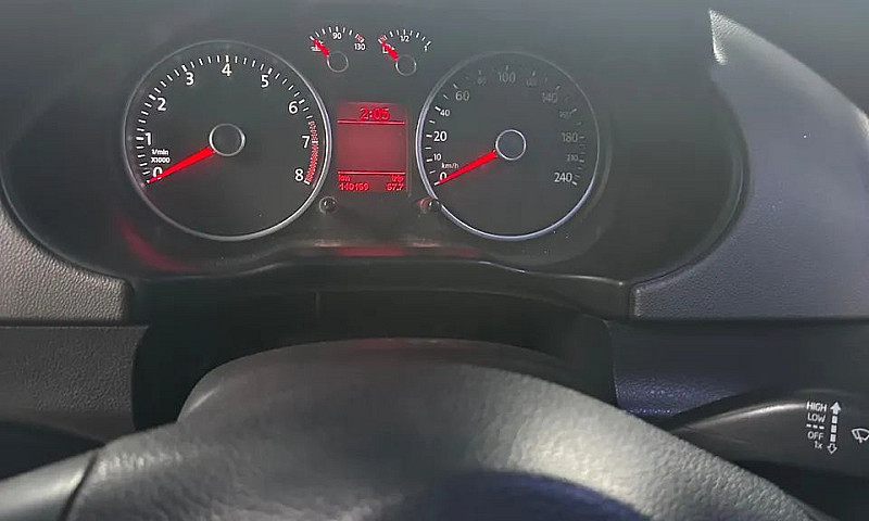 Volkswagen Saveiro C...
