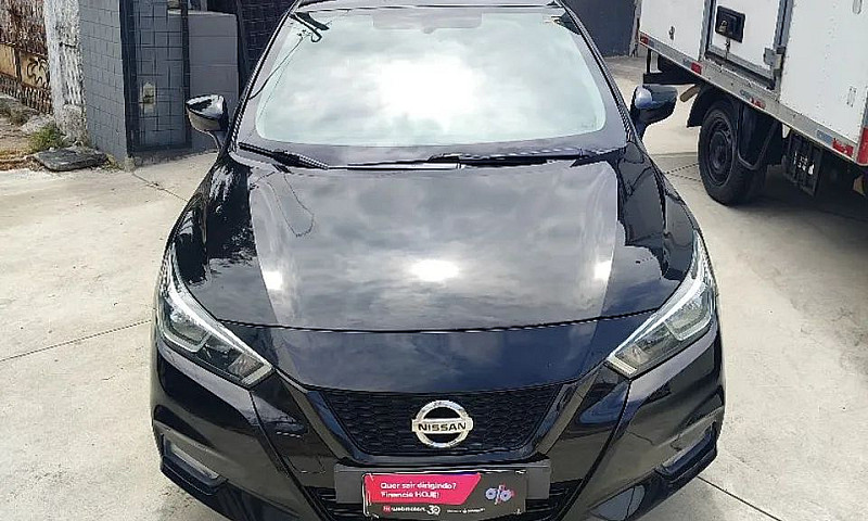 Nissan Versa Sense 1...