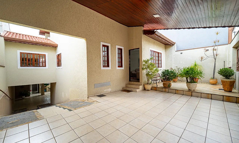 Casa Para Venda Em J...