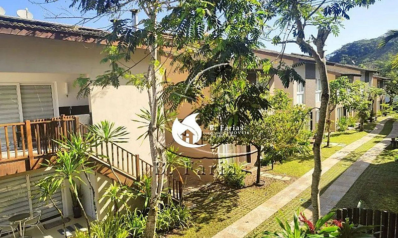 Casa Com 2 Dormitóri...