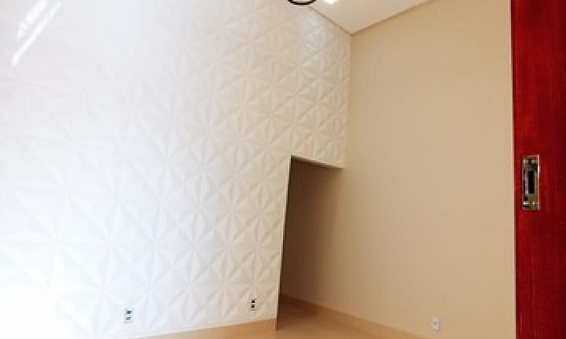 Casa Com 03 Quartos ...