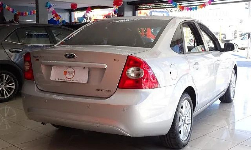 Focus Glx - 2013 Com...