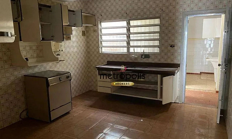 Sobrado À Venda, 106...