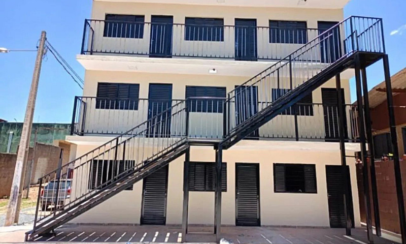 Apartamento De Um Qu...