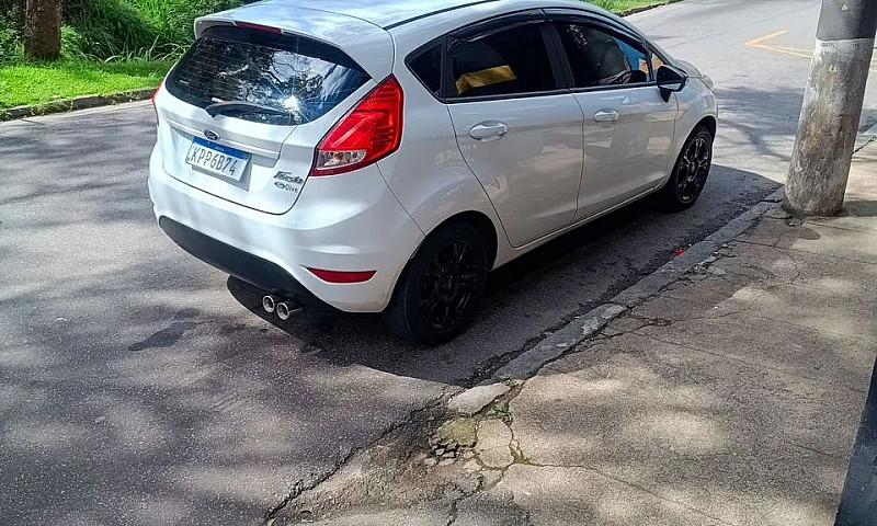 Ford Fiesta 1.5 16V ...