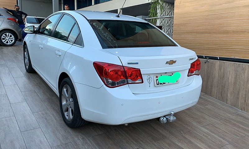Cruze Sedã Lt 1.8 Fl...