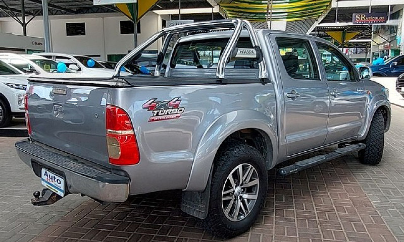 Hilux Cd 4X4 3.0 Mt<...