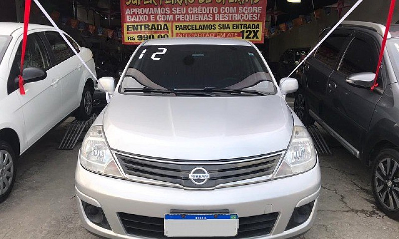 Tiida 2011 Sedan 1.8...