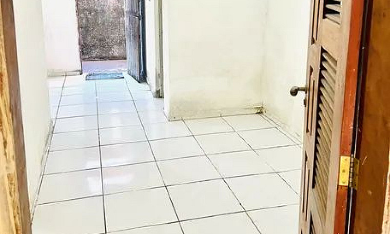 Casa R$ 60.000.00...