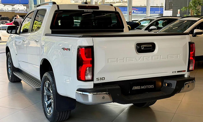 Chevrolet S10 Pick-U...