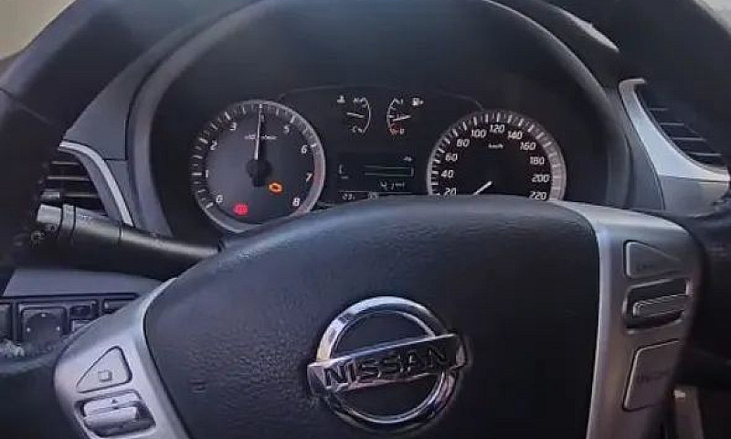 Nissan Sentra Sl 2.0...
