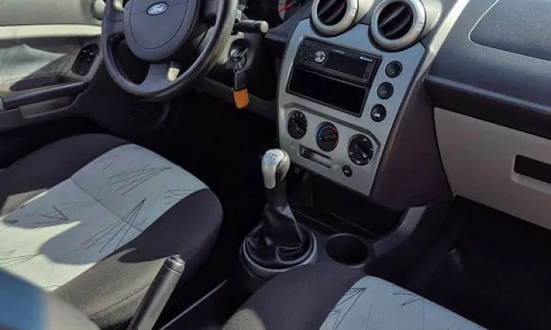 Ford Fiesta 1.6 8V F...