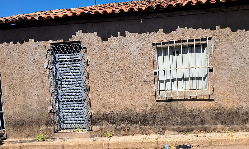 Oportunidade! Casa À...