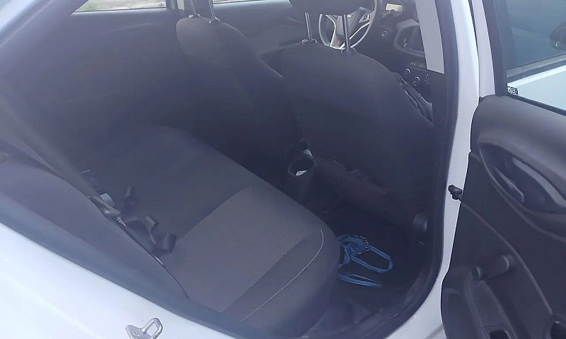 Chevrolet Onix Hatch...