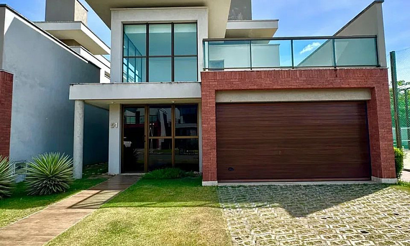Casa Em Condomínio F...