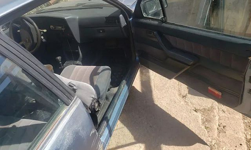 Chevrolet Monza 1990...