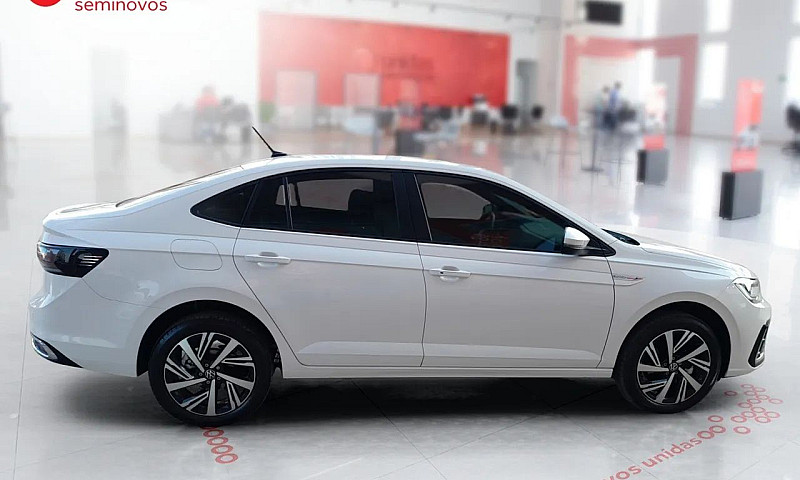 Volkswagen Virtus Hi...