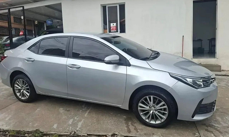 Toyota Corolla Gli 1...
