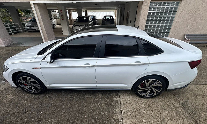 Volkswagen Jetta Gli...