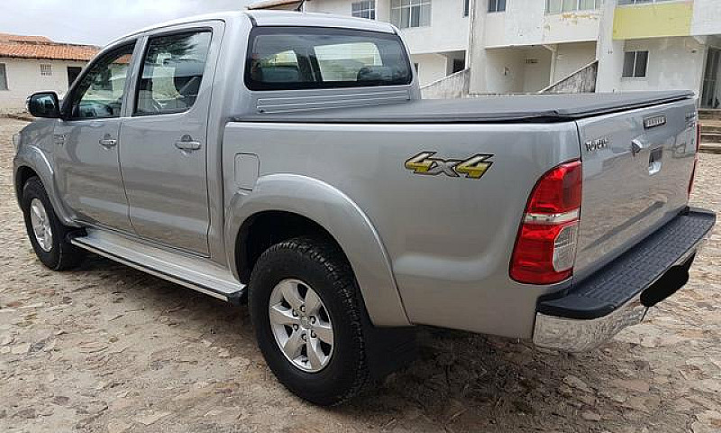 Hilux 2.7 Srv 4X4 Fl...