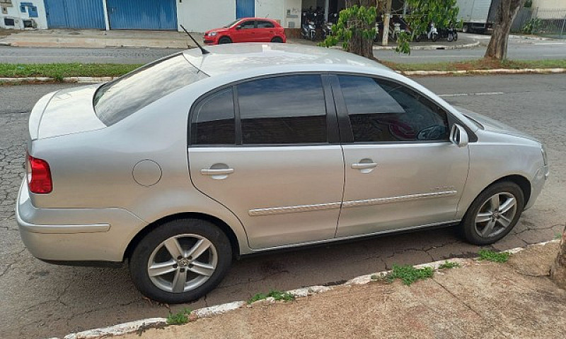 Polo Comfortline 201...