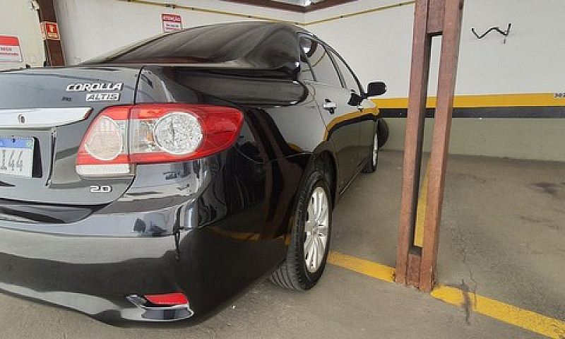 Corolla Altis 2011/2...