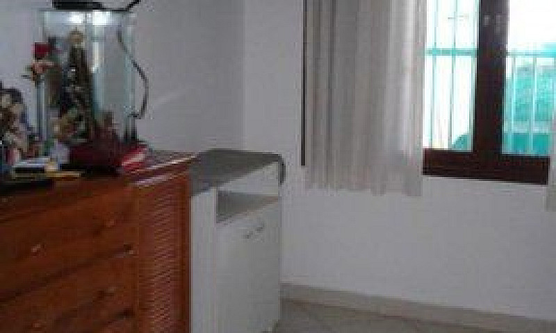 (Casa Em Candelária)...