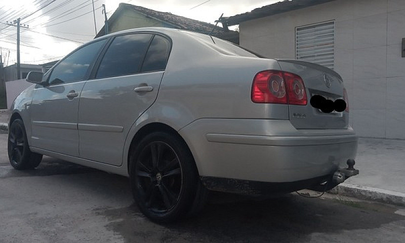  Polo Sedan 2009 Com...