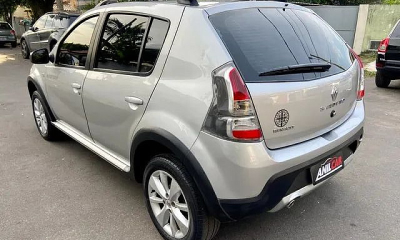Sandero Stepway 2013...