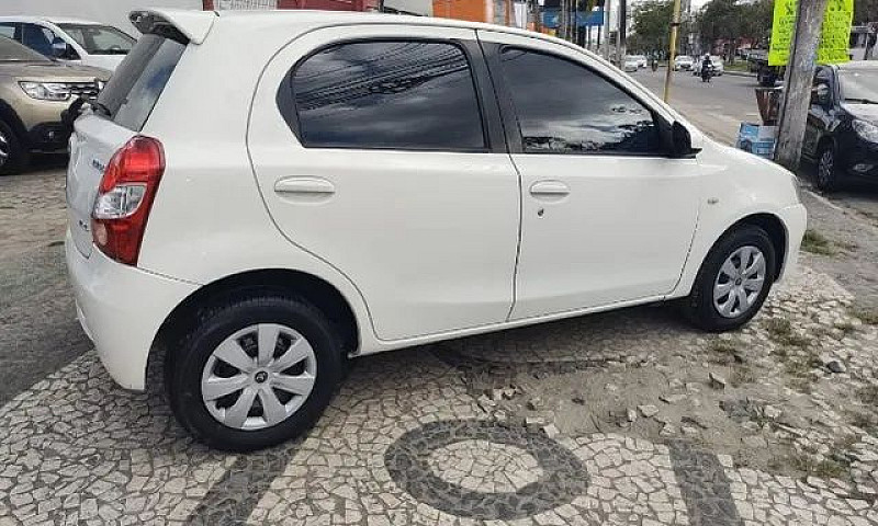 Etios 1.5 Xs Manual ...