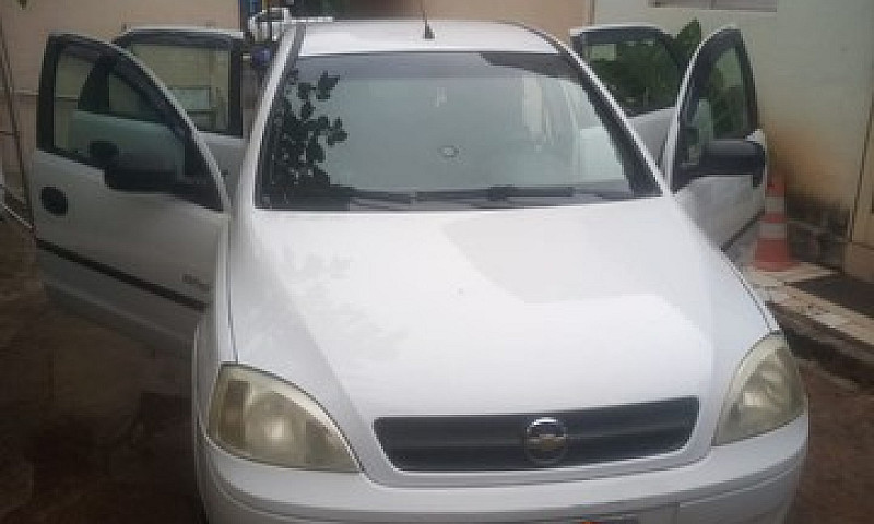 Corsa Sedan Max...