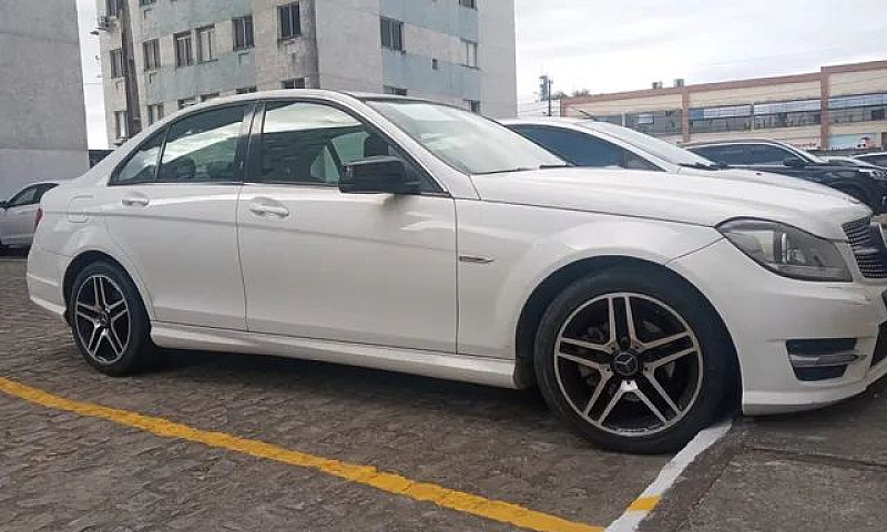 Mercedes C180 2014...
